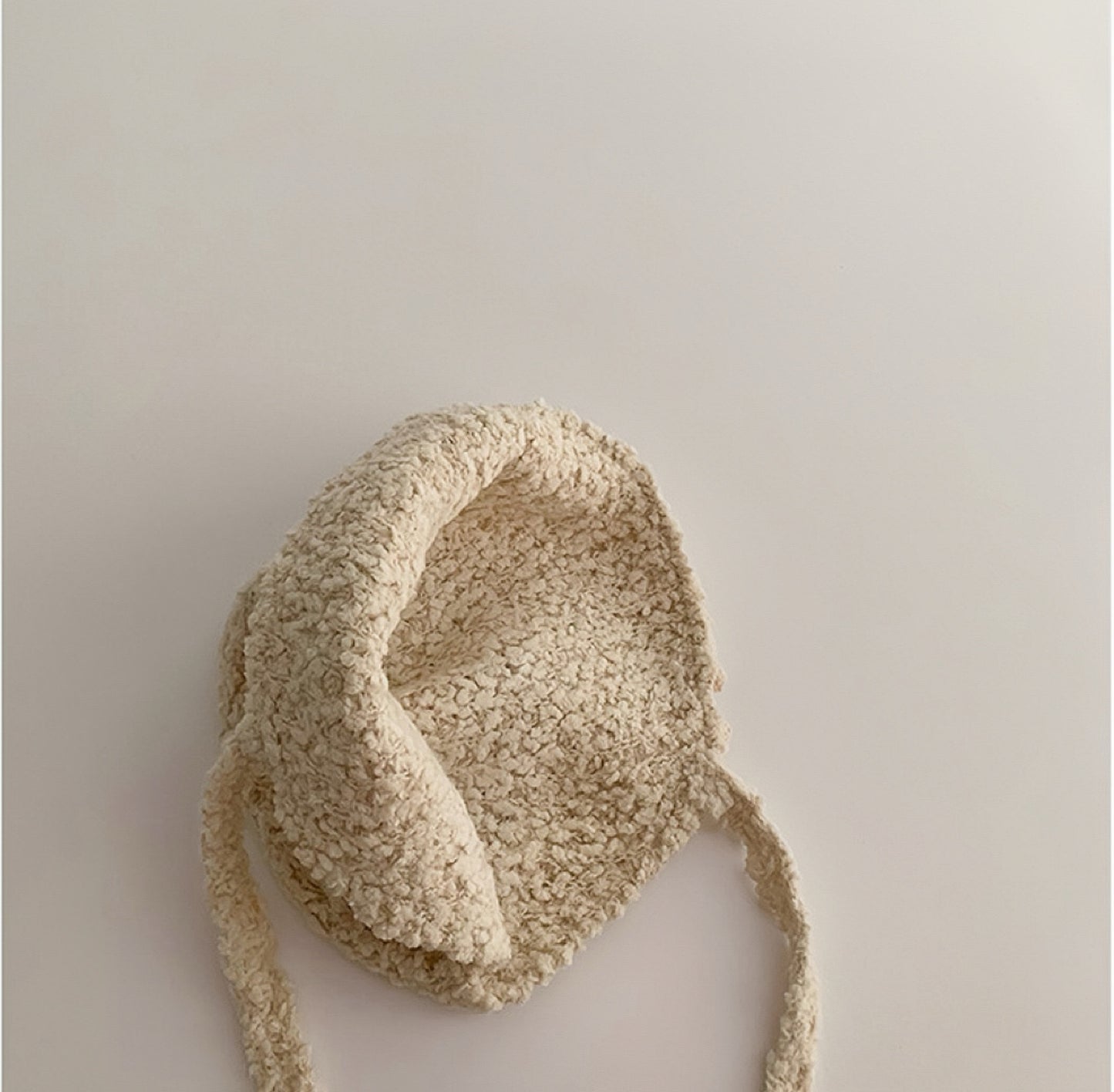 Bow Tie Bonnet