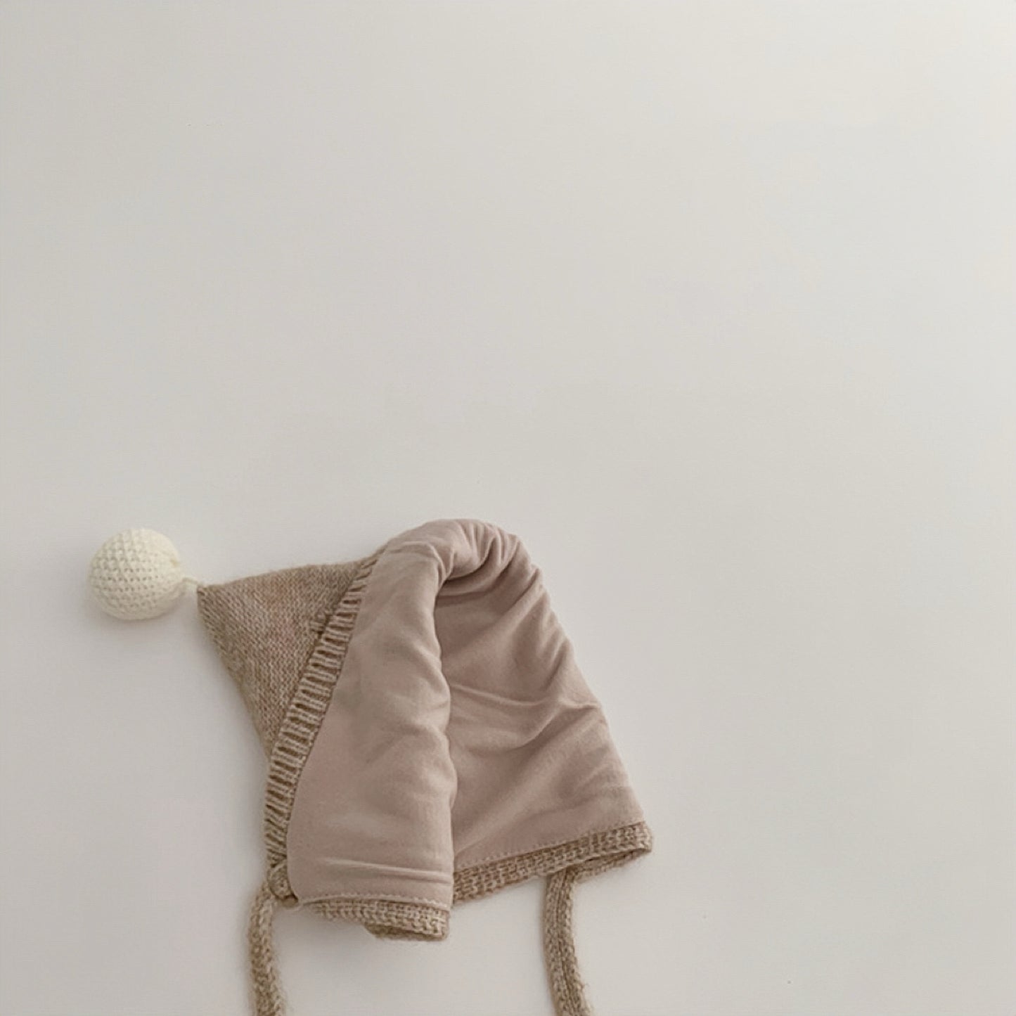 Winter Pearl Bonnet