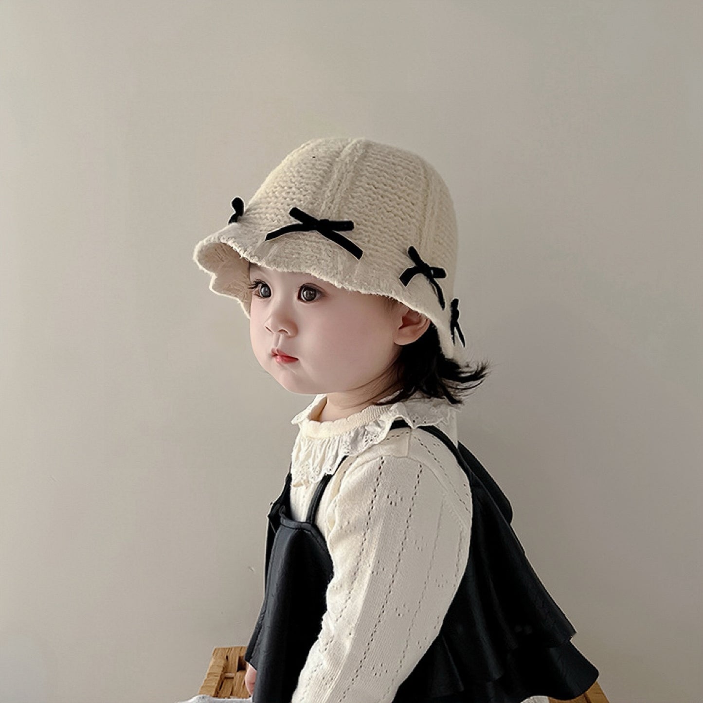 Bow Tie Winterhat